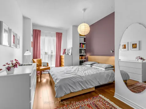 11 Christie Street Toronto ON M6G 4C3