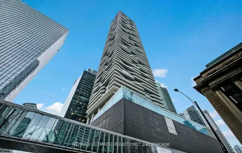 88 Harbour Street Toronto ON M5J 0C3