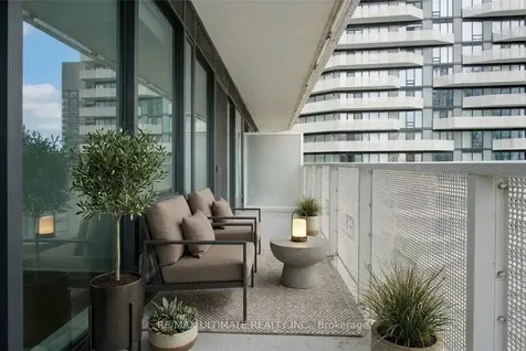 88 Harbour Street Toronto ON M5J 0C3