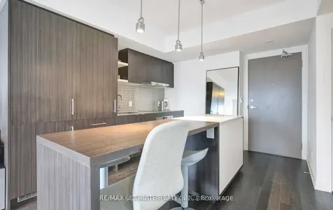 88 Harbour Street Toronto ON M5J 0C3