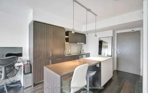 88 Harbour Street Toronto ON M5J 0C3