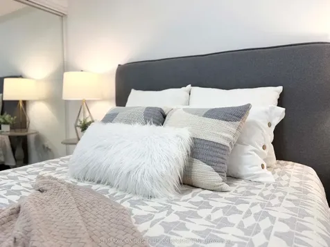 58 Orchard View Boulevard Toronto ON M4R 0A2