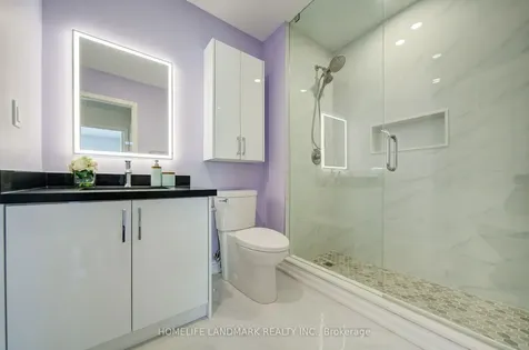 31 Avondale Avenue Toronto ON M2N 7C1