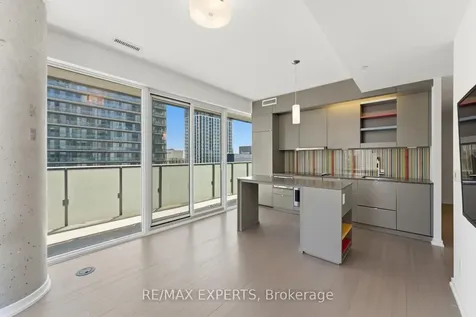 101 Peter Street Toronto ON M5V 0G6