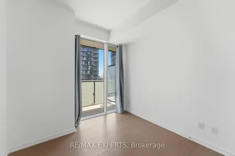 101 Peter Street Toronto ON M5V 0G6