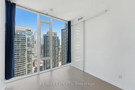 101 Peter Street Toronto ON M5V 0G6