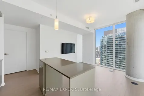 101 Peter Street Toronto ON M5V 0G6