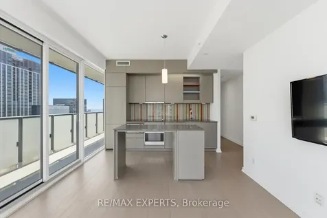 101 Peter Street Toronto ON M5V 0G6