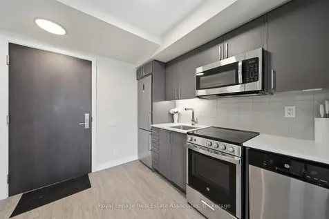 38 Monte Kwinter Court Toronto ON M3H 0E2