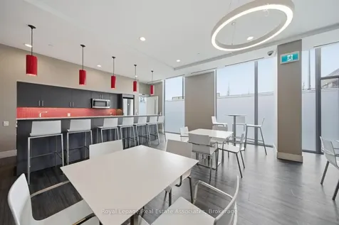 38 Monte Kwinter Court Toronto ON M3H 0E2