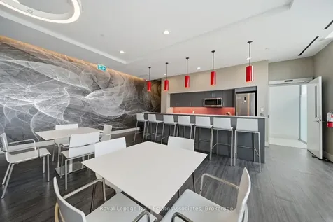 38 Monte Kwinter Court Toronto ON M3H 0E2