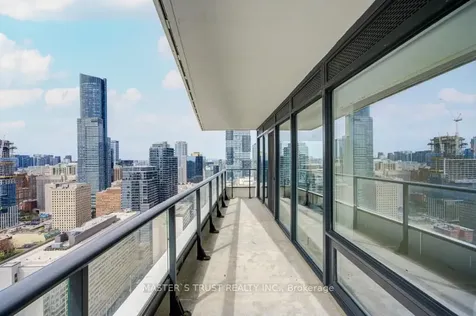 85 Wood Street Toronto ON M4Y 0E8