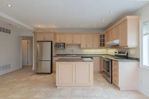 878 Dundas Street W Toronto ON M6J 1V7