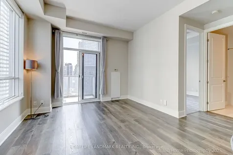21 Balmuto Street Toronto ON M4Y 1W4
