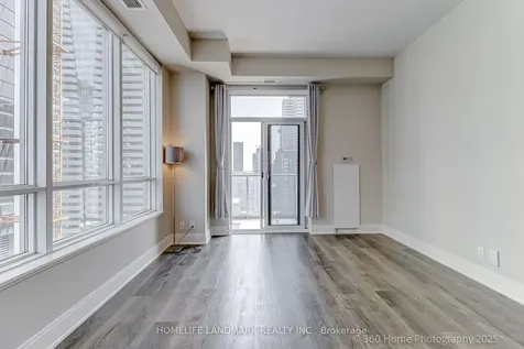 21 Balmuto Street Toronto ON M4Y 1W4