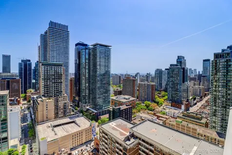 21 Balmuto Street Toronto ON M4Y 1W4