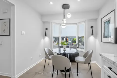 136 Bedford Park Avenue Toronto ON M5M 1J1