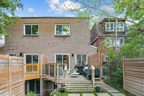 136 Bedford Park Avenue Toronto ON M5M 1J1