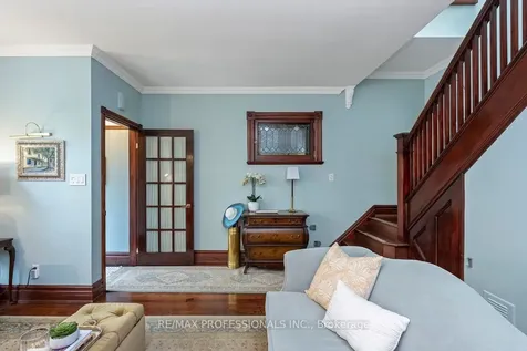 202 St Helen's Avenue Toronto ON M6H 4A1