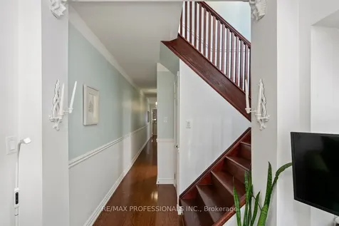 202 St Helen's Avenue Toronto ON M6H 4A1