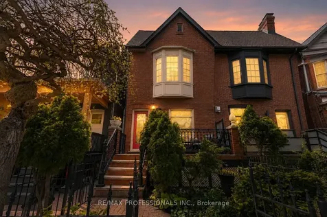 202 St Helen's Avenue Toronto ON M6H 4A1