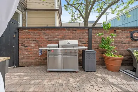 202 St Helen's Avenue Toronto ON M6H 4A1