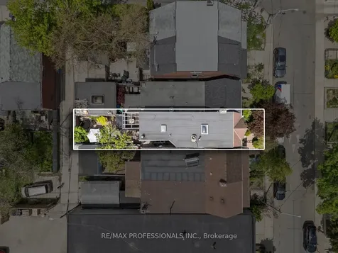 202 St Helen's Avenue Toronto ON M6H 4A1