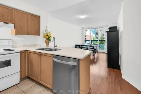 109 Front Street E Toronto ON M5A 4P7