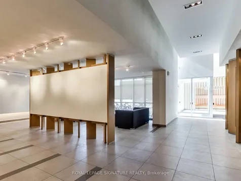 5 Hanna Avenue Toronto ON M6K 0B3