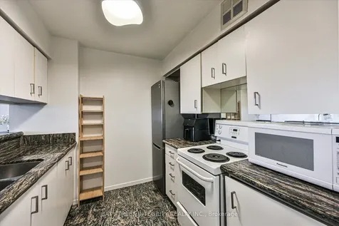 44 St Joseph Street Toronto ON M4Y 2W4