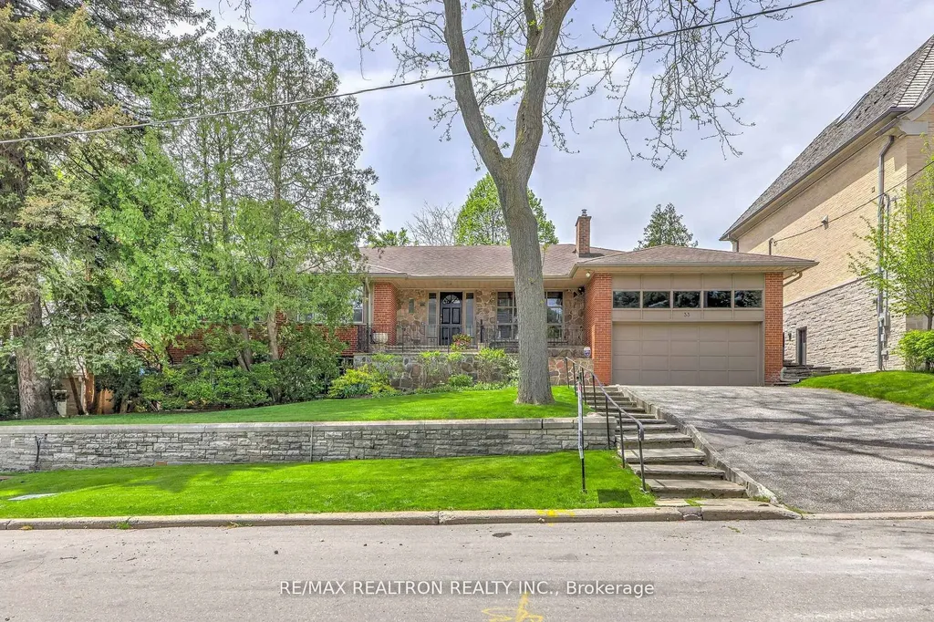 33 Sunnydene Crescent Toronto ON M4N 3J5
