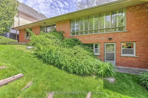 33 Sunnydene Crescent Toronto ON M4N 3J5