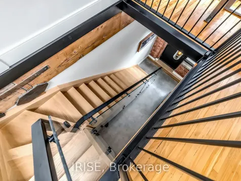 200 Clinton Street Toronto ON M6G 2Y5
