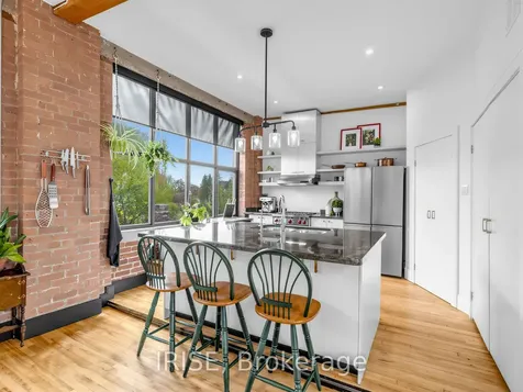 200 Clinton Street Toronto ON M6G 2Y5