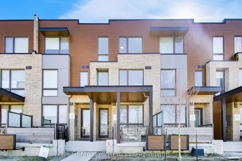 18 Deep Roots Terrace Toronto ON M6A 0G1