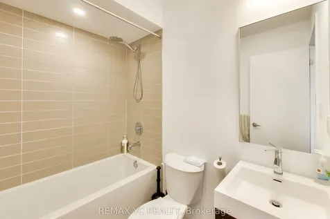 18 Deep Roots Terrace Toronto ON M6A 0G1