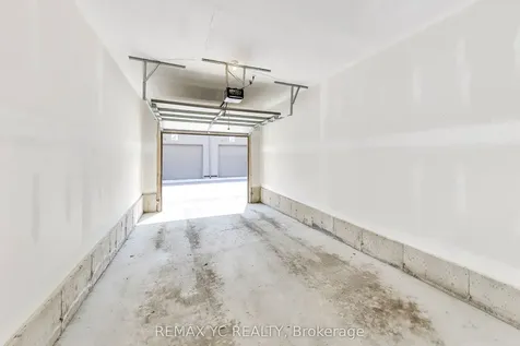 18 Deep Roots Terrace Toronto ON M6A 0G1