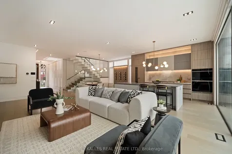 52 Elmsthorpe Avenue Toronto ON M5P 2L7