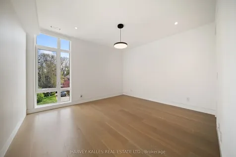 52 Elmsthorpe Avenue Toronto ON M5P 2L7