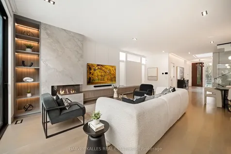 52 Elmsthorpe Avenue Toronto ON M5P 2L7