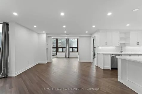 33 Elmhurst Avenue Toronto ON M2N 6G8