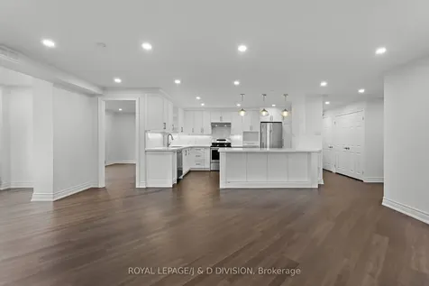 33 Elmhurst Avenue Toronto ON M2N 6G8