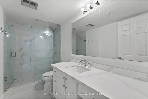33 Elmhurst Avenue Toronto ON M2N 6G8