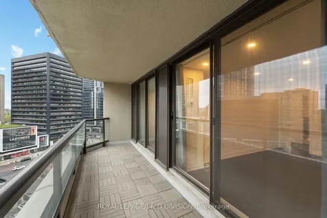 33 Elmhurst Avenue Toronto ON M2N 6G8