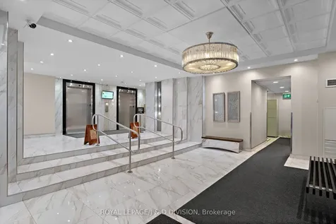 33 Elmhurst Avenue Toronto ON M2N 6G8