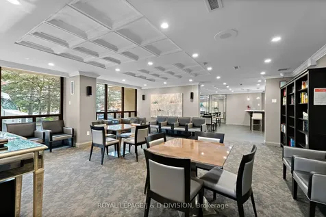 33 Elmhurst Avenue Toronto ON M2N 6G8