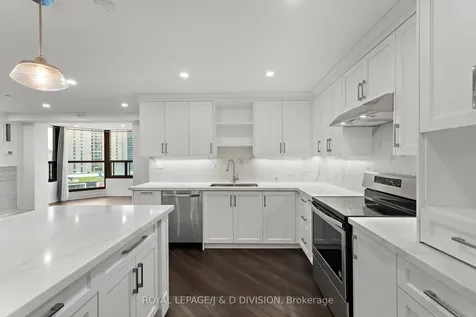 33 Elmhurst Avenue Toronto ON M2N 6G8