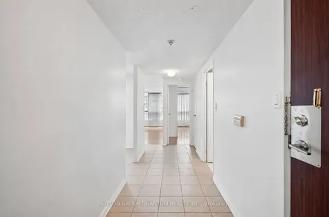 5765 Yonge Street Toronto ON M2M 4H9
