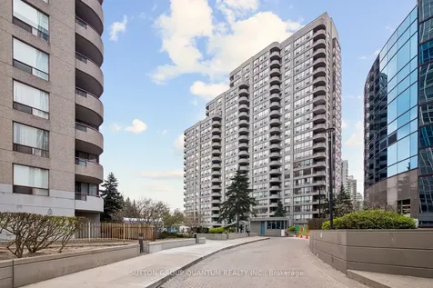 5765 Yonge Street Toronto ON M2M 4H9