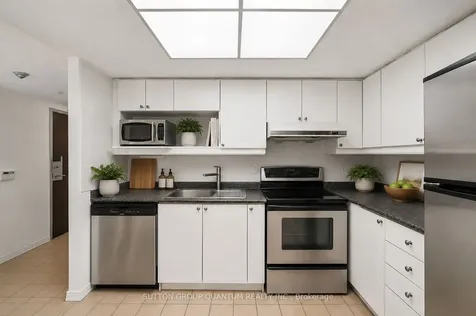 5765 Yonge Street Toronto ON M2M 4H9